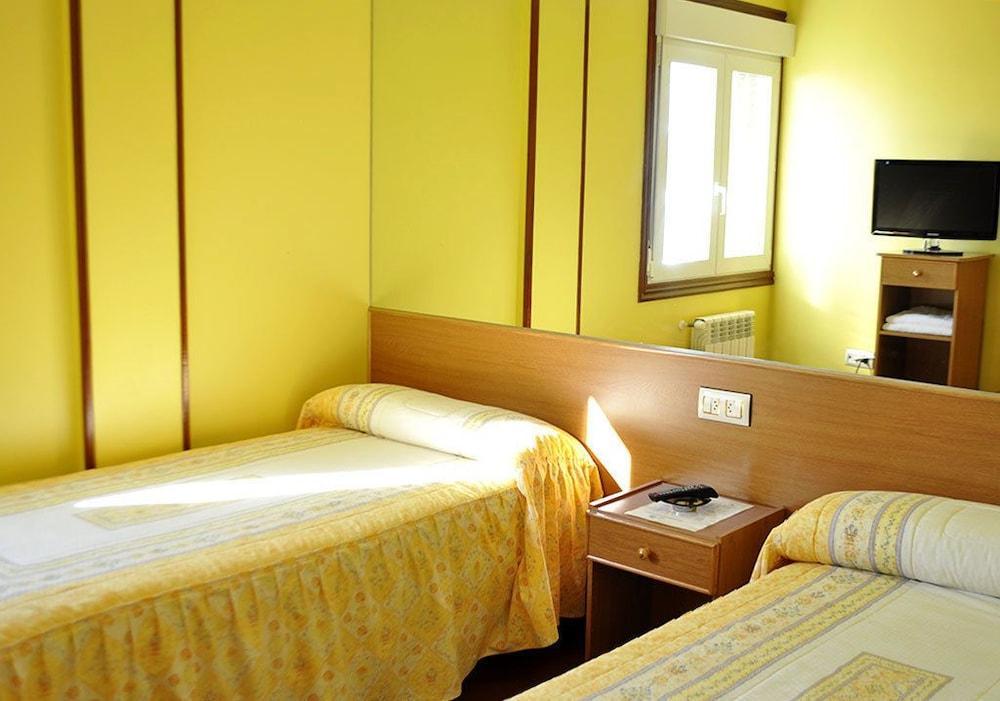 Hostal Residencia Bahia لاتشي المظهر الخارجي الصورة